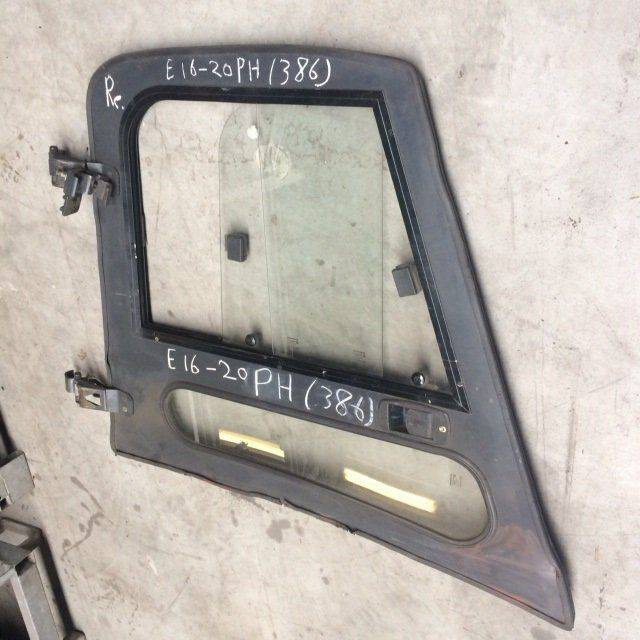 Right door for Linde, Series 386 - Vrata i dijelovi za Oprema za rukovanje materijalima: slika Right door for Linde, Series 386 - Vrata i dijelovi za Oprema za rukovanje materijalima Right door for Linde, Series 386 - Vrata i dijelovi za Oprema za rukovanje materijalima: slika Right door for Linde, Series 386 - Vrata i dijelovi za Oprema za rukovanje materijalima
