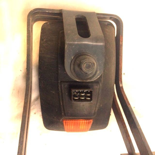 Spotlight front roadlamp for Linde H50-80, Series 396 - Svjetla/ Rasvjeta za Oprema za rukovanje materijalima: slika Spotlight front roadlamp for Linde H50-80, Series 396 - Svjetla/ Rasvjeta za Oprema za rukovanje materijalima Spotlight front roadlamp for Linde H50-80, Series 396 - Svjetla/ Rasvjeta za Oprema za rukovanje materijalima: slika Spotlight front roadlamp for Linde H50-80, Series 396 - Svjetla/ Rasvjeta za Oprema za rukovanje materijalima