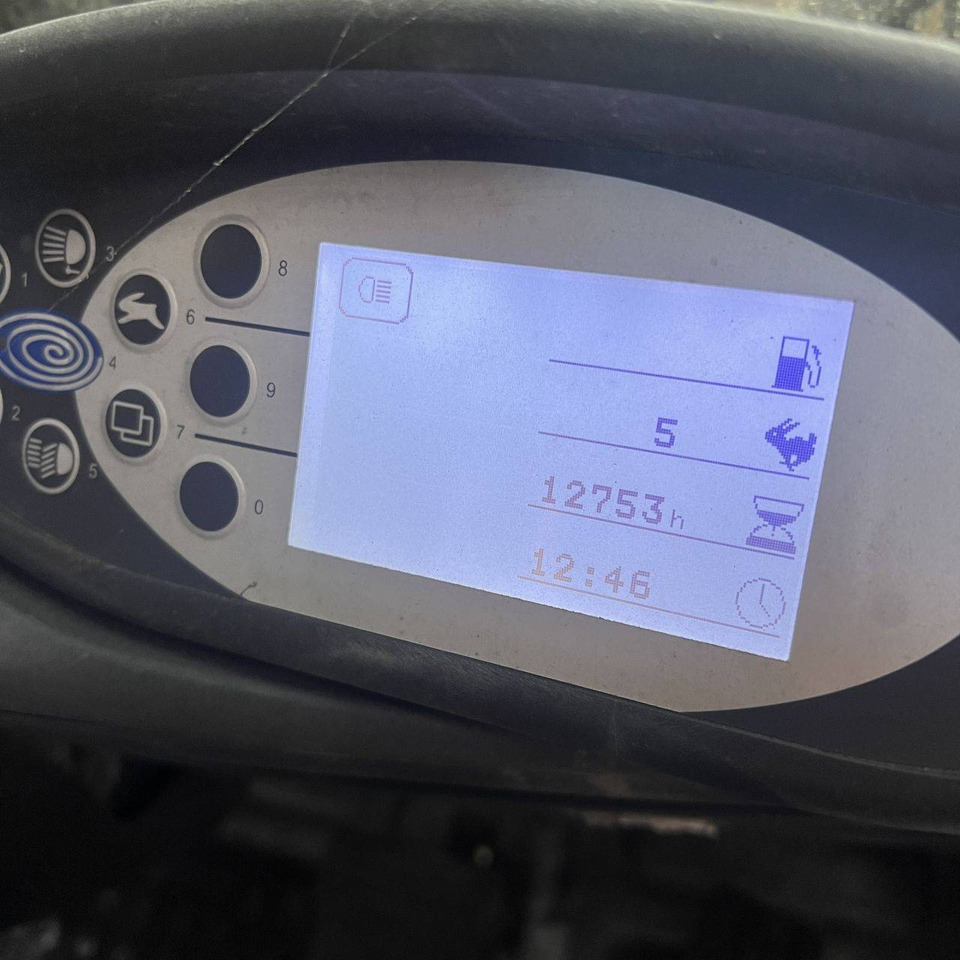 Still RX70-25T - Električni viličar: slika Still RX70-25T - Električni viličar Still RX70-25T - Električni viličar: slika Still RX70-25T - Električni viličar