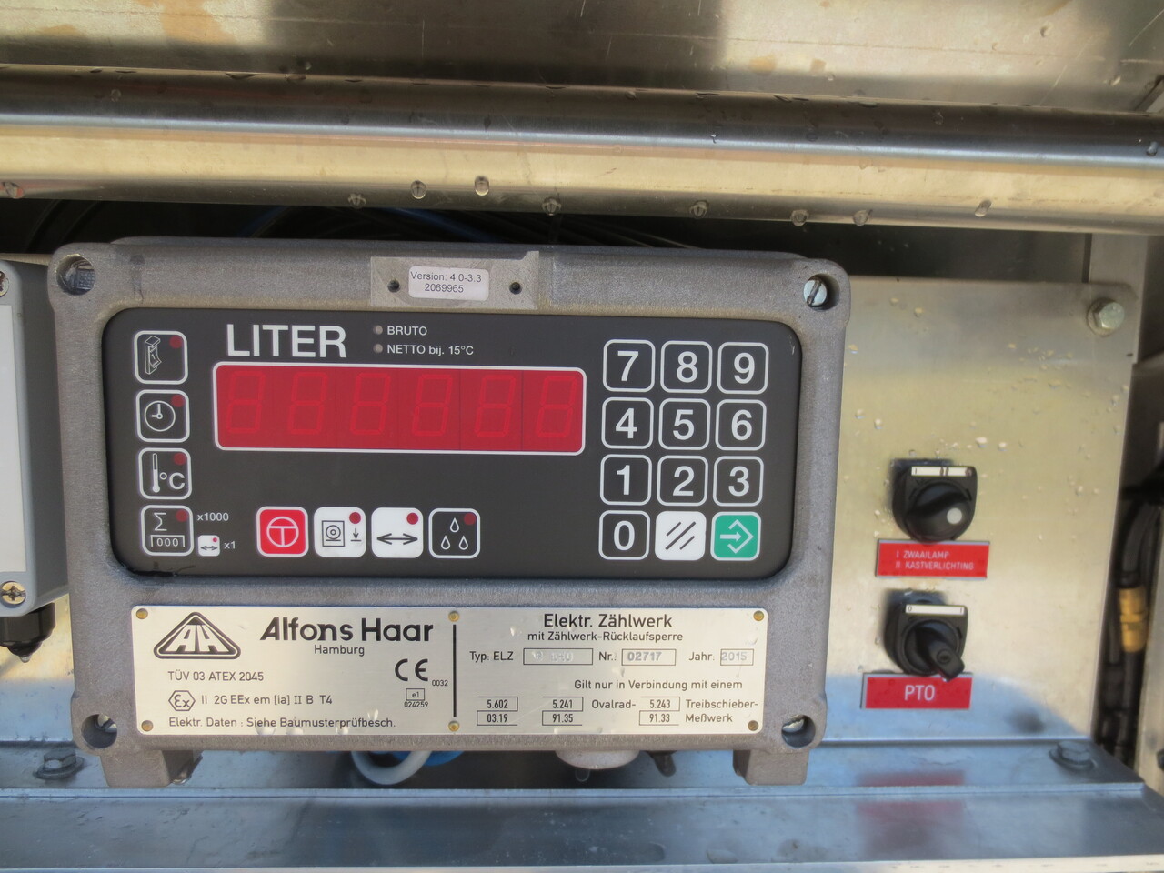 SCANIA G370 - Kamion cisterna: slika SCANIA G370 - Kamion cisterna SCANIA G370 - Kamion cisterna: slika SCANIA G370 - Kamion cisterna