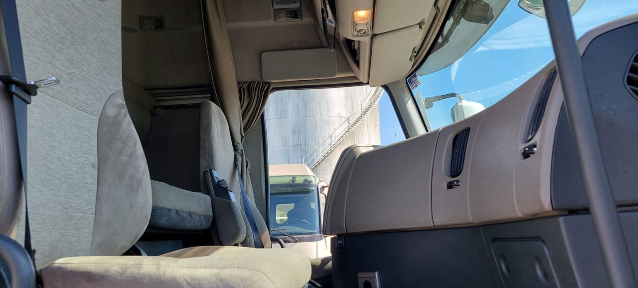 RENAULT PREMIUM 410 - Tegljač: slika RENAULT PREMIUM 410 - Tegljač RENAULT PREMIUM 410 - Tegljač: slika RENAULT PREMIUM 410 - Tegljač
