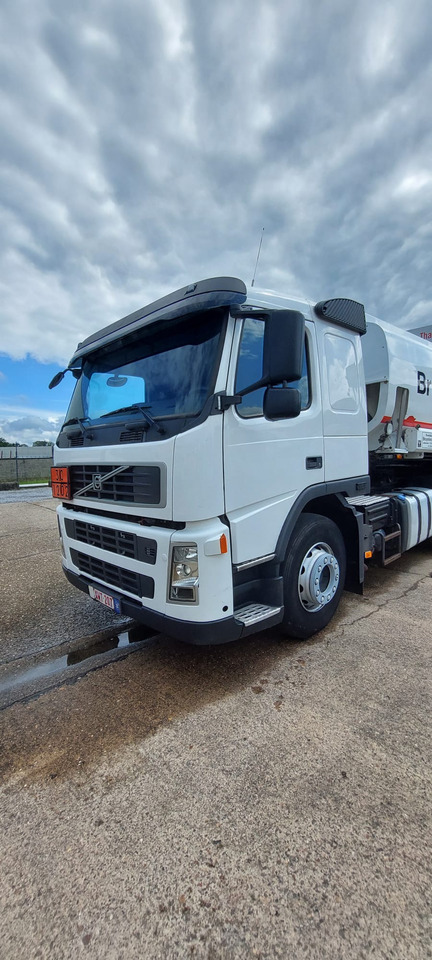 VOLVO FM - Tegljač: slika VOLVO FM - Tegljač VOLVO FM - Tegljač: slika VOLVO FM - Tegljač
