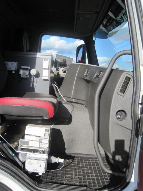VOLVO FM - Kamion cisterna: slika VOLVO FM - Kamion cisterna VOLVO FM - Kamion cisterna: slika VOLVO FM - Kamion cisterna