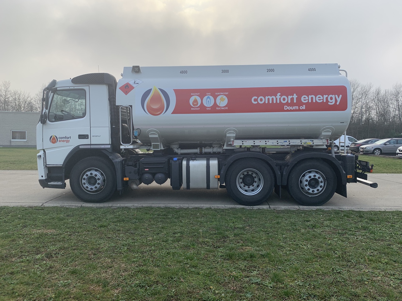 Kamion cisterna Volvo FMFH: slika Kamion cisterna Volvo FMFH