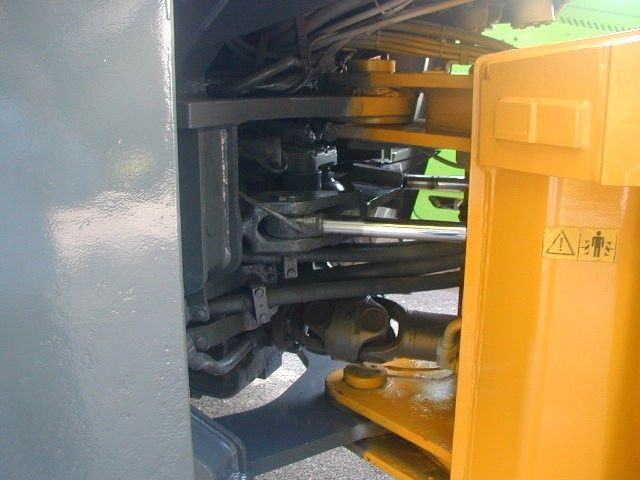 Utovarivač na kotačima Liebherr L556 2plus2: slika Utovarivač na kotačima Liebherr L556 2plus2 Utovarivač na kotačima Liebherr L556 2plus2: slika Utovarivač na kotačima Liebherr L556 2plus2