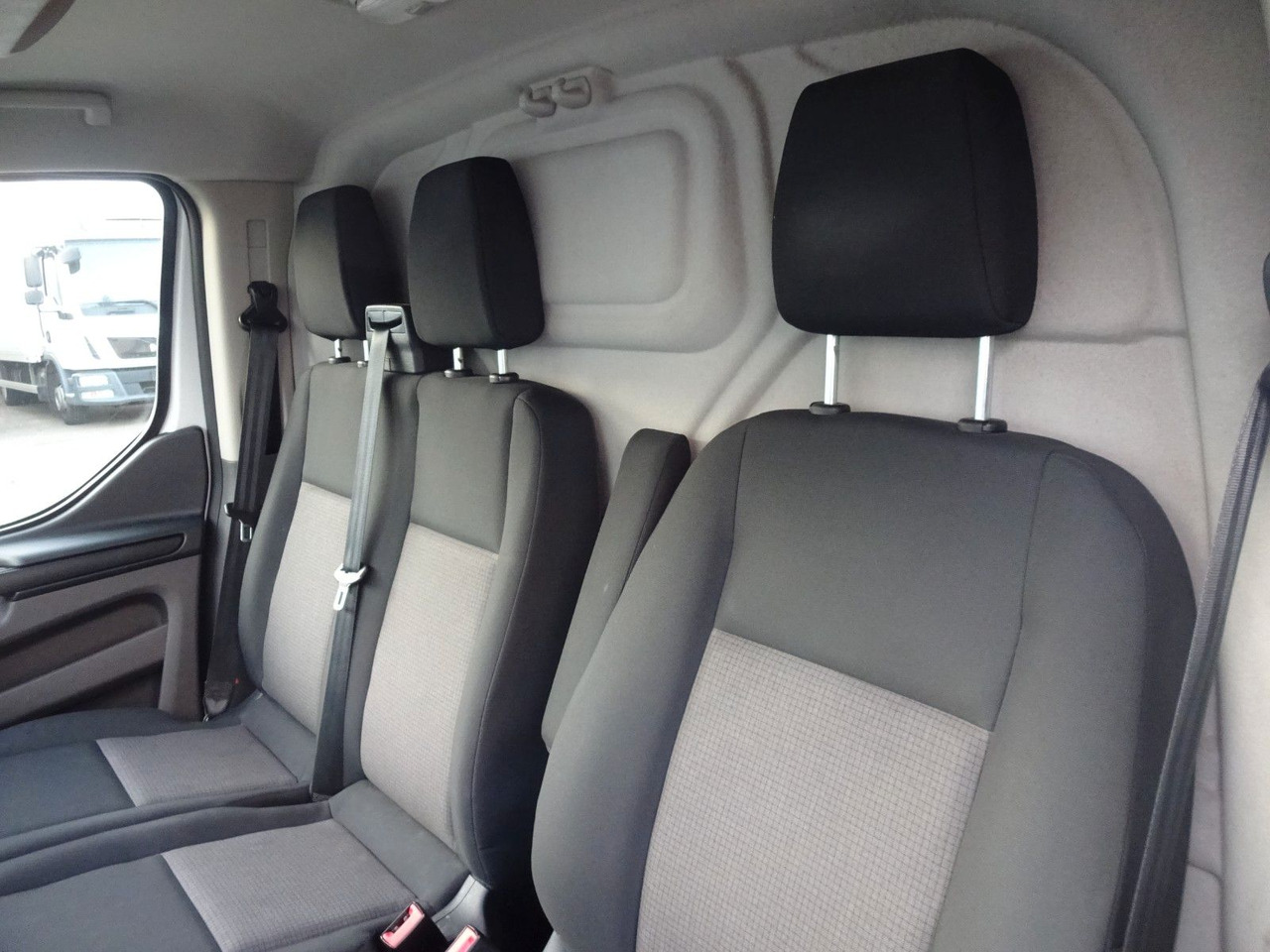 Zakup  Ford Transit Custom Kasten 280 L1H1, PDC Ford Transit Custom Kasten 280 L1H1, PDC: slika Zakup  Ford Transit Custom Kasten 280 L1H1, PDC Ford Transit Custom Kasten 280 L1H1, PDC