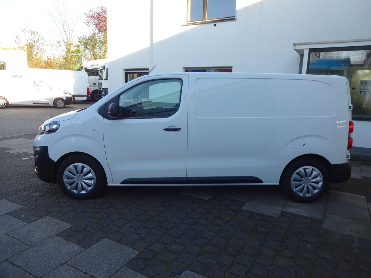 Novi Mali kombi Opel 50 x Vivaro Kasten L1H1, Klima, PDC,: slika Novi Mali kombi Opel 50 x Vivaro Kasten L1H1, Klima, PDC,