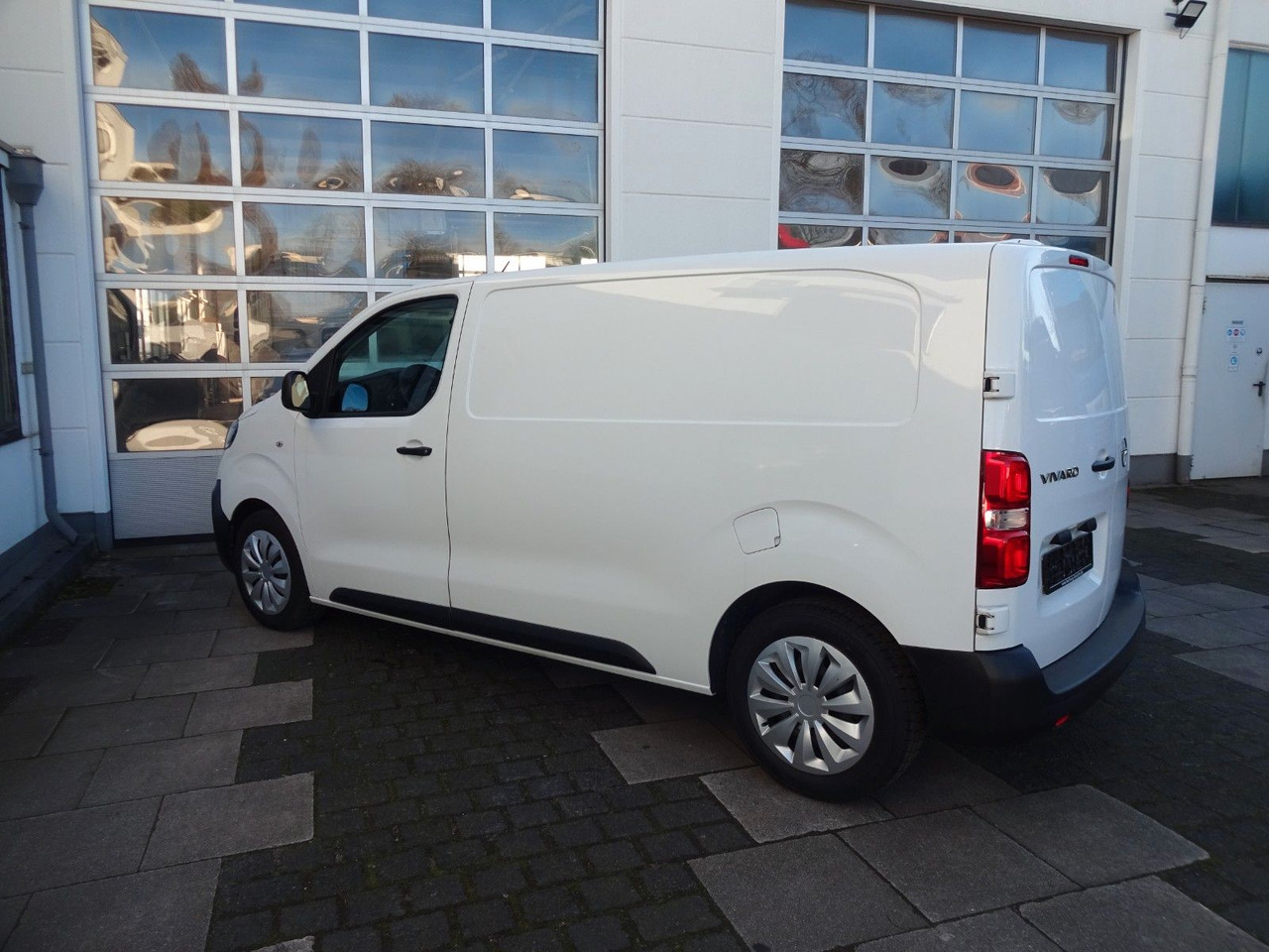Novi Mali kombi Opel 50 x Vivaro Kasten L1H1, Klima, PDC,: slika Novi Mali kombi Opel 50 x Vivaro Kasten L1H1, Klima, PDC,