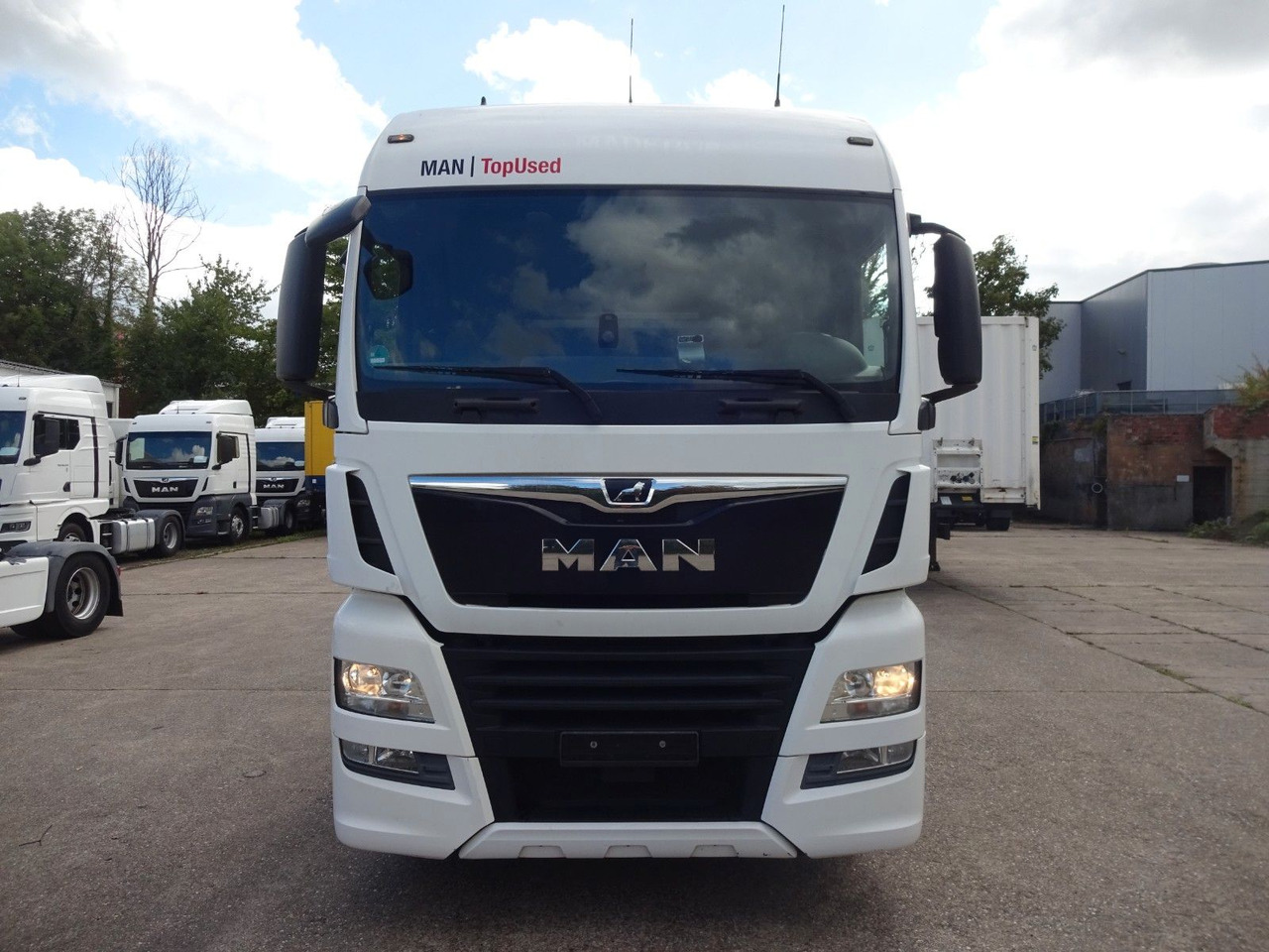 MAN TGX 18.460, XLX, ACC, 2 x Tank - Tegljač: slika MAN TGX 18.460, XLX, ACC, 2 x Tank - Tegljač MAN TGX 18.460, XLX, ACC, 2 x Tank - Tegljač: slika MAN TGX 18.460, XLX, ACC, 2 x Tank - Tegljač