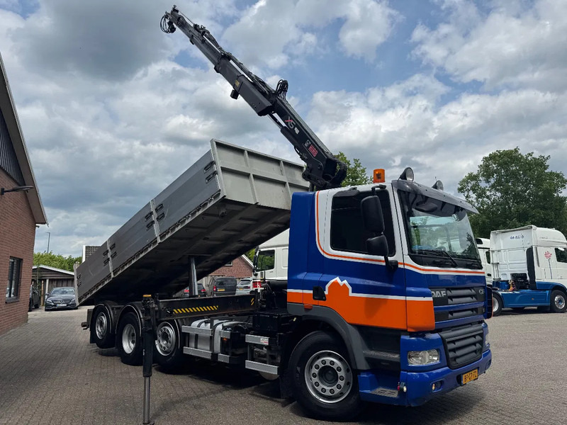 DAF CF 85.360 8X2 3 Zijdige kipper HIAB 16 t/m kraan AHK Top condition - Kiper, Kamion s kranom: slika DAF CF 85.360 8X2 3 Zijdige kipper HIAB 16 t/m kraan AHK Top condition - Kiper, Kamion s kranom DAF CF 85.360 8X2 3 Zijdige kipper HIAB 16 t/m kraan AHK Top condition - Kiper, Kamion s kranom: slika DAF CF 85.360 8X2 3 Zijdige kipper HIAB 16 t/m kraan AHK Top condition - Kiper, Kamion s kranom