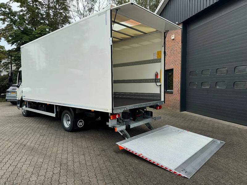 DAF LF 210 FA 6.1M Bakwagen NIEUW, Volledige garantie 3 jaar, Laadklep - Airco - Vangmuil - Kamion sandučar: slika DAF LF 210 FA 6.1M Bakwagen NIEUW, Volledige garantie 3 jaar, Laadklep - Airco - Vangmuil - Kamion sandučar DAF LF 210 FA 6.1M Bakwagen NIEUW, Volledige garantie 3 jaar, Laadklep - Airco - Vangmuil - Kamion sandučar: slika DAF LF 210 FA 6.1M Bakwagen NIEUW, Volledige garantie 3 jaar, Laadklep - Airco - Vangmuil - Kamion sandučar