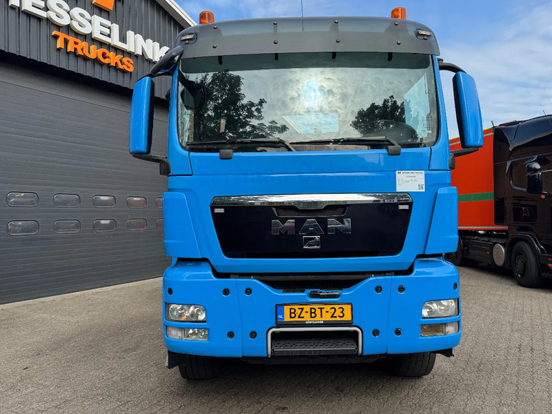 MAN TGS 26.440 6X6 30T NCH Kabel/Cable Manual EEV AHK NL Truck - Kamion s kabelskim sustavom: slika MAN TGS 26.440 6X6 30T NCH Kabel/Cable Manual EEV AHK NL Truck - Kamion s kabelskim sustavom MAN TGS 26.440 6X6 30T NCH Kabel/Cable Manual EEV AHK NL Truck - Kamion s kabelskim sustavom: slika MAN TGS 26.440 6X6 30T NCH Kabel/Cable Manual EEV AHK NL Truck - Kamion s kabelskim sustavom