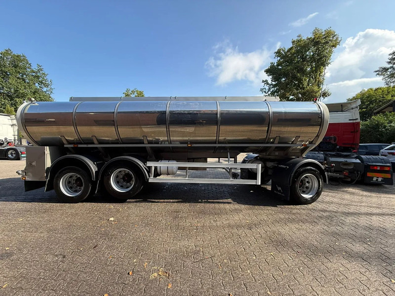 Poluprikolica cisterna Magyar VM Tarm 19.000L RVS/INOX Melk/Milk/Milch Food 3 Rooms Liftas: slika Poluprikolica cisterna Magyar VM Tarm 19.000L RVS/INOX Melk/Milk/Milch Food 3 Rooms Liftas