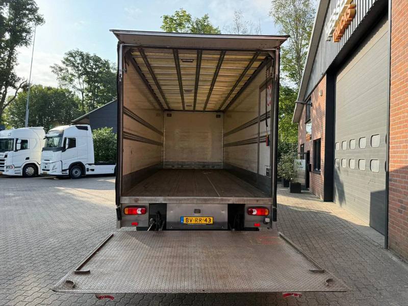 Renault Premium 280 18T Airco 584.954KM Slaapcabine Handgeschakeld Airco NL Truck - Kamion sandučar: slika Renault Premium 280 18T Airco 584.954KM Slaapcabine Handgeschakeld Airco NL Truck - Kamion sandučar Renault Premium 280 18T Airco 584.954KM Slaapcabine Handgeschakeld Airco NL Truck - Kamion sandučar: slika Renault Premium 280 18T Airco 584.954KM Slaapcabine Handgeschakeld Airco NL Truck - Kamion sandučar