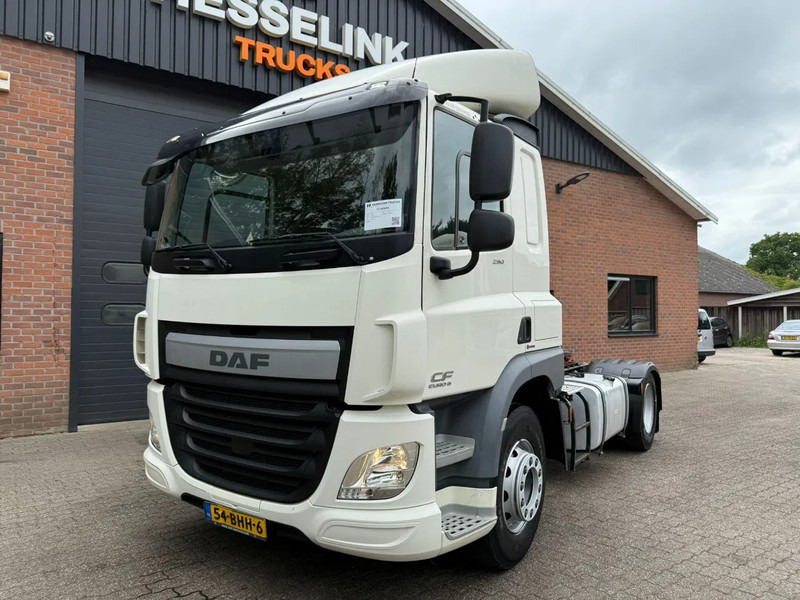 DAF CF 290 4x2 Dag cabine 649.535 KM Airco - NL Truck! - Tegljač: slika DAF CF 290 4x2 Dag cabine 649.535 KM Airco - NL Truck! - Tegljač DAF CF 290 4x2 Dag cabine 649.535 KM Airco - NL Truck! - Tegljač: slika DAF CF 290 4x2 Dag cabine 649.535 KM Airco - NL Truck! - Tegljač