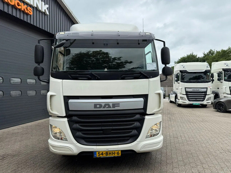 DAF CF 290 4x2 Dag cabine 649.535 KM Airco - NL Truck! - Tegljač: slika DAF CF 290 4x2 Dag cabine 649.535 KM Airco - NL Truck! - Tegljač DAF CF 290 4x2 Dag cabine 649.535 KM Airco - NL Truck! - Tegljač: slika DAF CF 290 4x2 Dag cabine 649.535 KM Airco - NL Truck! - Tegljač