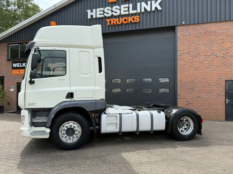 DAF CF 440 4X2 Space Cab Side skirts ACC NL Truck - Tegljač: slika DAF CF 440 4X2 Space Cab Side skirts ACC NL Truck - Tegljač DAF CF 440 4X2 Space Cab Side skirts ACC NL Truck - Tegljač: slika DAF CF 440 4X2 Space Cab Side skirts ACC NL Truck - Tegljač