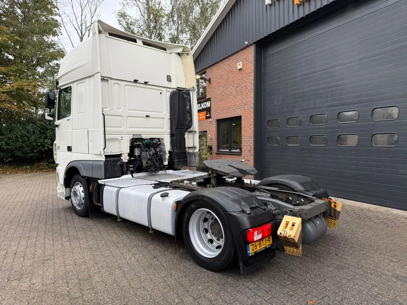 DAF XF 460 SSC Super Space 2x Tank Hefschotel NL Truck - Tegljač: slika DAF XF 460 SSC Super Space 2x Tank Hefschotel NL Truck - Tegljač DAF XF 460 SSC Super Space 2x Tank Hefschotel NL Truck - Tegljač: slika DAF XF 460 SSC Super Space 2x Tank Hefschotel NL Truck - Tegljač