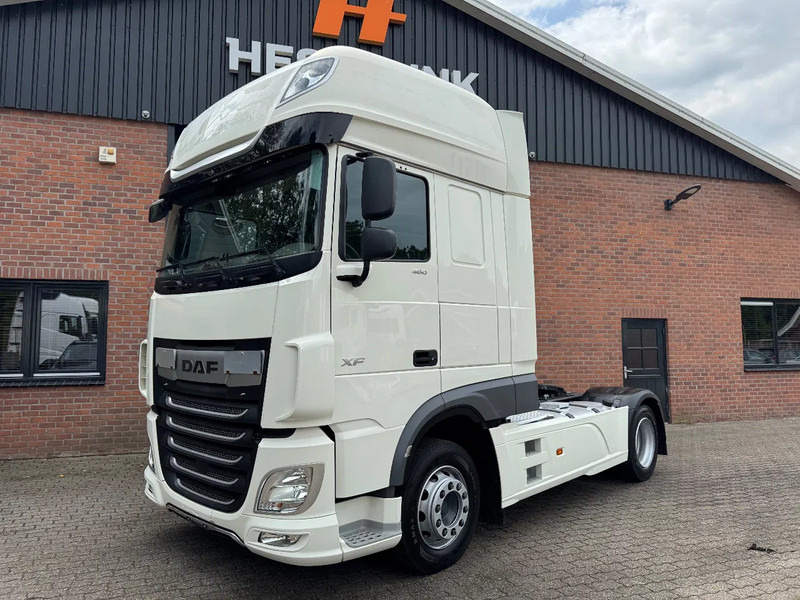 DAF XF 480 SSC Super Space 2x tank LED PTO-Prep 338.054M ACC - Tegljač: slika DAF XF 480 SSC Super Space 2x tank LED PTO-Prep 338.054M ACC - Tegljač DAF XF 480 SSC Super Space 2x tank LED PTO-Prep 338.054M ACC - Tegljač: slika DAF XF 480 SSC Super Space 2x tank LED PTO-Prep 338.054M ACC - Tegljač