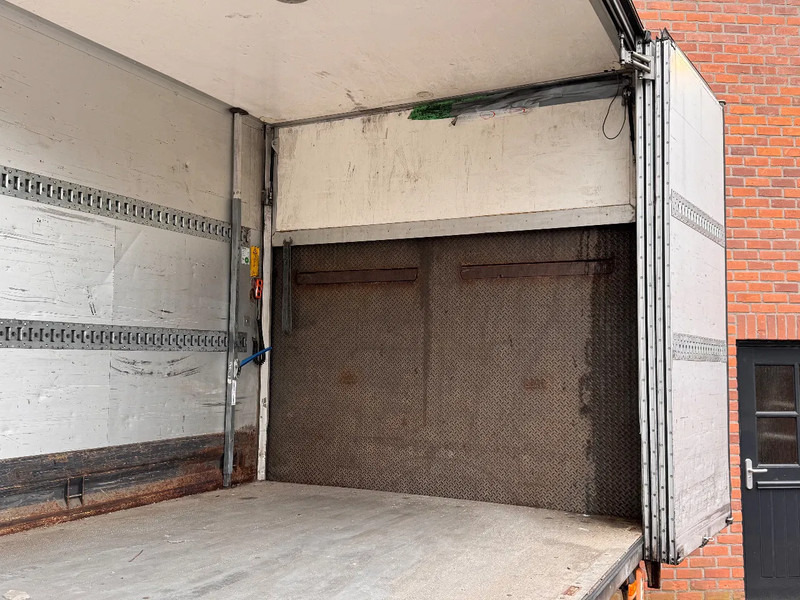 Kamion sandučar Volvo FL 280 7.8M Side doors/Seitentüren EURO 5: slika Kamion sandučar Volvo FL 280 7.8M Side doors/Seitentüren EURO 5