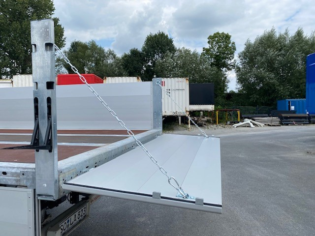 Kögel BDF-System, 7.450 mm lang, mit Heckklappe - Tovarni sanduk: slika Kögel BDF-System, 7.450 mm lang, mit Heckklappe - Tovarni sanduk Kögel BDF-System, 7.450 mm lang, mit Heckklappe - Tovarni sanduk: slika Kögel BDF-System, 7.450 mm lang, mit Heckklappe - Tovarni sanduk