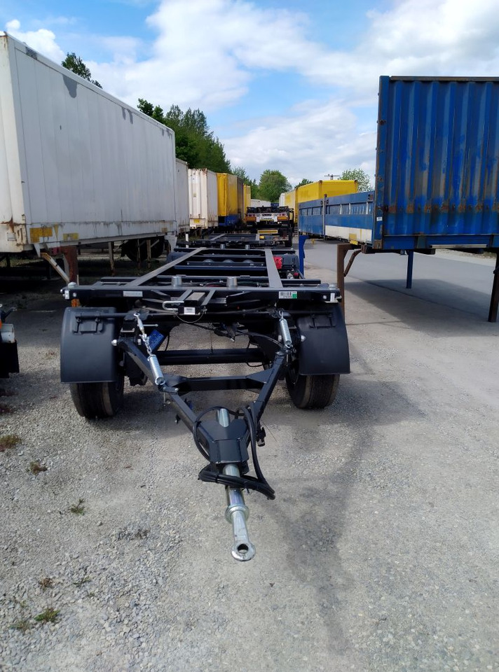 Kögel BDF-System, Standard - Transporter kontejnera/ Prikolica s izmjenjivim sanducima: slika Kögel BDF-System, Standard - Transporter kontejnera/ Prikolica s izmjenjivim sanducima Kögel BDF-System, Standard - Transporter kontejnera/ Prikolica s izmjenjivim sanducima: slika Kögel BDF-System, Standard - Transporter kontejnera/ Prikolica s izmjenjivim sanducima