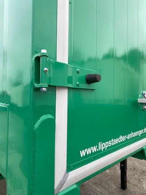 Krone BDF-System 7.45, LACK NEU in RAL 6024, FABRIKNEUE Portaltüren - Izmjenjivi sanduk - kutija: slika Krone BDF-System 7.45, LACK NEU in RAL 6024, FABRIKNEUE Portaltüren - Izmjenjivi sanduk - kutija Krone BDF-System 7.45, LACK NEU in RAL 6024, FABRIKNEUE Portaltüren - Izmjenjivi sanduk - kutija: slika Krone BDF-System 7.45, LACK NEU in RAL 6024, FABRIKNEUE Portaltüren - Izmjenjivi sanduk - kutija