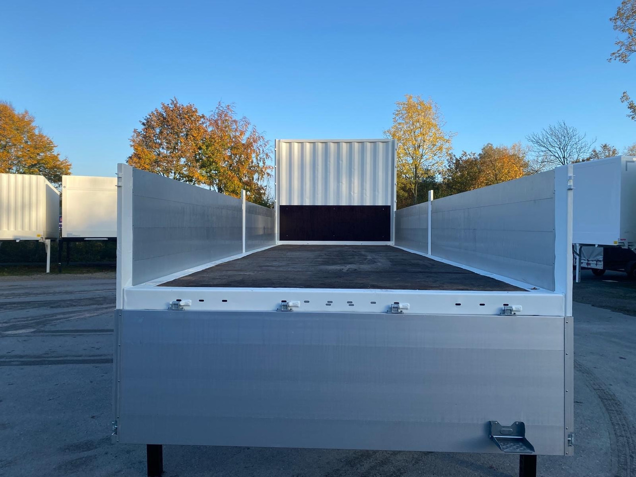 Krone BDF-System, 7.450 mm lang. - Tovarni sanduk: slika Krone BDF-System, 7.450 mm lang. - Tovarni sanduk Krone BDF-System, 7.450 mm lang. - Tovarni sanduk: slika Krone BDF-System, 7.450 mm lang. - Tovarni sanduk