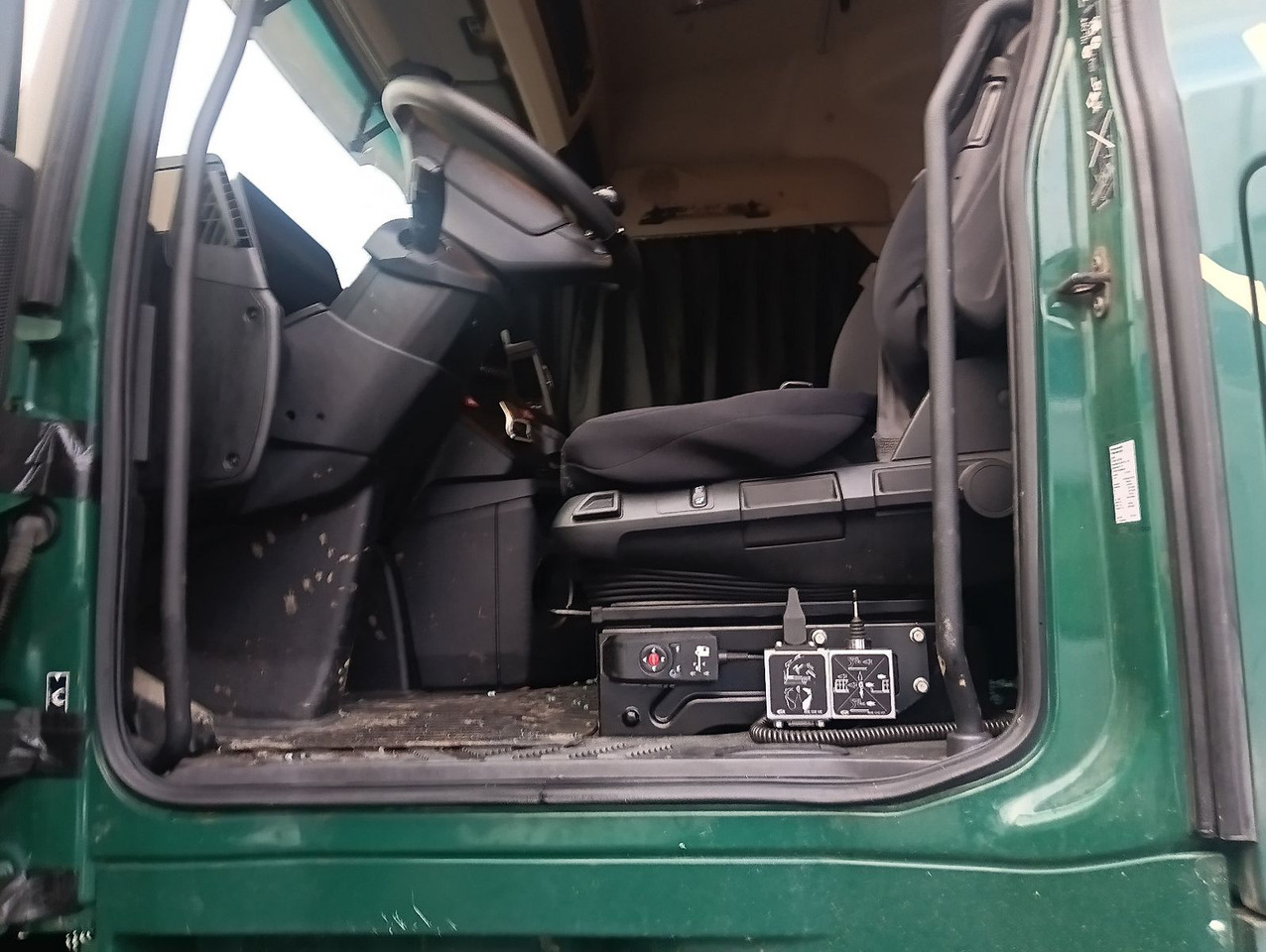 Mercedes-Benz ACTROS 2651 MP5 6x2 MEILLER RETARDER LENKACHS - Kamion s kukastom dizalicom: slika Mercedes-Benz ACTROS 2651 MP5 6x2 MEILLER RETARDER LENKACHS - Kamion s kukastom dizalicom Mercedes-Benz ACTROS 2651 MP5 6x2 MEILLER RETARDER LENKACHS - Kamion s kukastom dizalicom: slika Mercedes-Benz ACTROS 2651 MP5 6x2 MEILLER RETARDER LENKACHS - Kamion s kukastom dizalicom