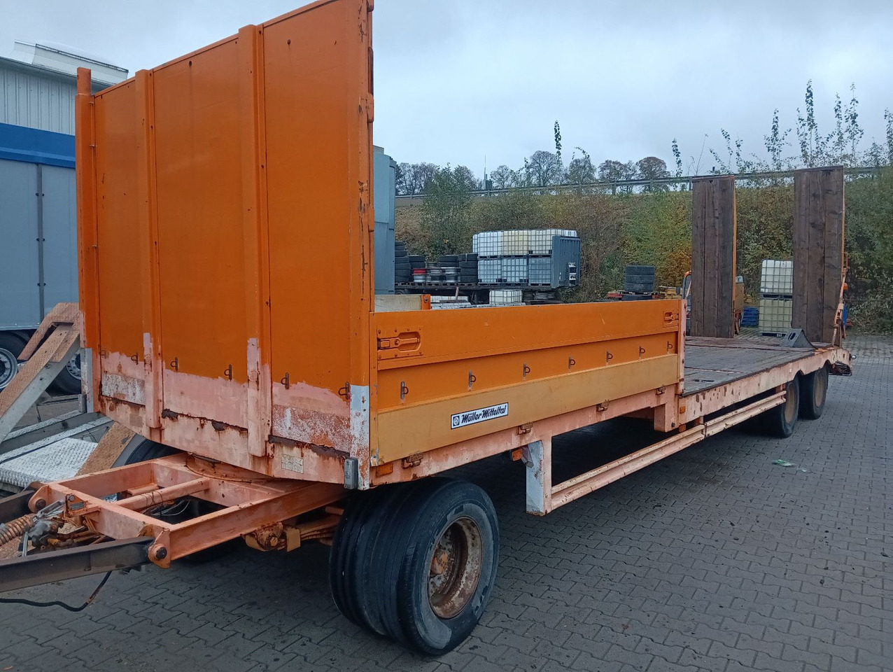 Zakup Müller-Mitteltal T 3 9,55m 0,90m Rampen, Bordwand vorne ABS SAF Müller-Mitteltal T 3 9,55m 0,90m Rampen, Bordwand vorne ABS SAF: slika Zakup Müller-Mitteltal T 3 9,55m 0,90m Rampen, Bordwand vorne ABS SAF Müller-Mitteltal T 3 9,55m 0,90m Rampen, Bordwand vorne ABS SAF Zakup Müller-Mitteltal T 3 9,55m 0,90m Rampen, Bordwand vorne ABS SAF Müller-Mitteltal T 3 9,55m 0,90m Rampen, Bordwand vorne ABS SAF: slika Zakup Müller-Mitteltal T 3 9,55m 0,90m Rampen, Bordwand vorne ABS SAF Müller-Mitteltal T 3 9,55m 0,90m Rampen, Bordwand vorne ABS SAF