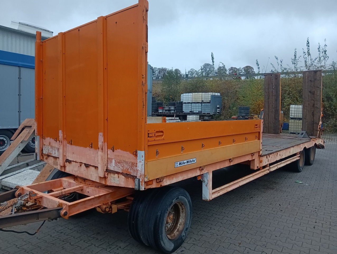 Zakup Müller-Mitteltal T 3 9,55m 0,90m Rampen, Bordwand vorne ABS SAF Müller-Mitteltal T 3 9,55m 0,90m Rampen, Bordwand vorne ABS SAF: slika Zakup Müller-Mitteltal T 3 9,55m 0,90m Rampen, Bordwand vorne ABS SAF Müller-Mitteltal T 3 9,55m 0,90m Rampen, Bordwand vorne ABS SAF Zakup Müller-Mitteltal T 3 9,55m 0,90m Rampen, Bordwand vorne ABS SAF Müller-Mitteltal T 3 9,55m 0,90m Rampen, Bordwand vorne ABS SAF: slika Zakup Müller-Mitteltal T 3 9,55m 0,90m Rampen, Bordwand vorne ABS SAF Müller-Mitteltal T 3 9,55m 0,90m Rampen, Bordwand vorne ABS SAF