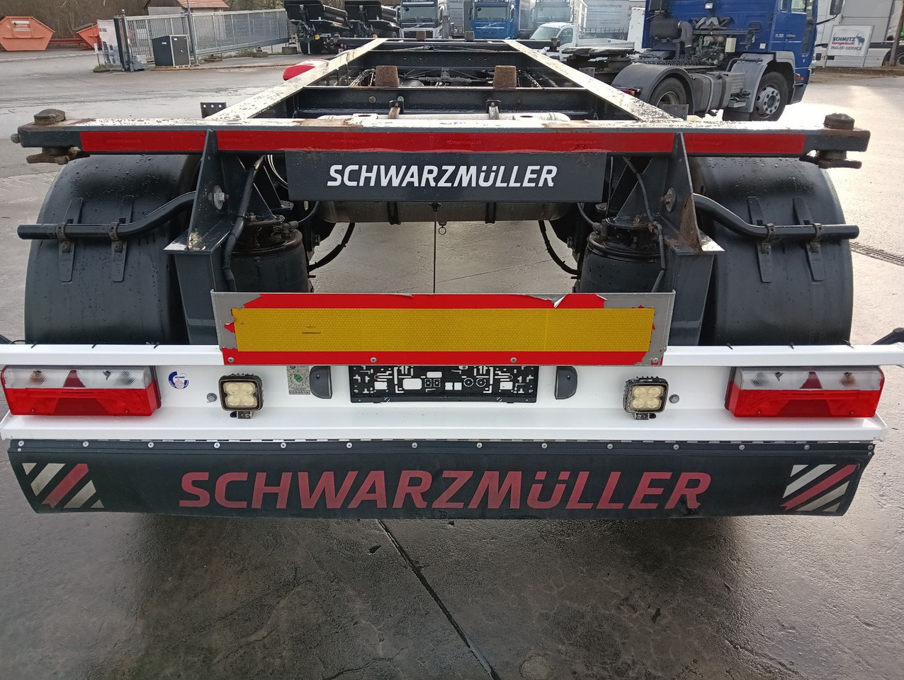 Schwarzmüller 2-A BDF 1,22/1,32 ALCOA Alufelgen ADR 120tkm TÜV Schwarzmüller 2-A BDF 1,22/1,32 ALCOA Alufelgen ADR 120tkm TÜV - Transporter kontejnera/ Prikolica s izmjenjivim sanducima: slika Schwarzmüller 2-A BDF 1,22/1,32 ALCOA Alufelgen ADR 120tkm TÜV Schwarzmüller 2-A BDF 1,22/1,32 ALCOA Alufelgen ADR 120tkm TÜV - Transporter kontejnera/ Prikolica s izmjenjivim sanducima Schwarzmüller 2-A BDF 1,22/1,32 ALCOA Alufelgen ADR 120tkm TÜV Schwarzmüller 2-A BDF 1,22/1,32 ALCOA Alufelgen ADR 120tkm TÜV - Transporter kontejnera/ Prikolica s izmjenjivim sanducima: slika Schwarzmüller 2-A BDF 1,22/1,32 ALCOA Alufelgen ADR 120tkm TÜV Schwarzmüller 2-A BDF 1,22/1,32 ALCOA Alufelgen ADR 120tkm TÜV - Transporter kontejnera/ Prikolica s izmjenjivim sanducima