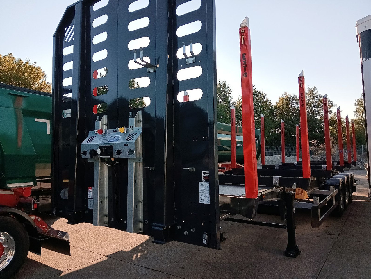 Schwarzmüller 3-A Rungensattel 6xExte144S 5560kg NEU sofort Schwarzmüller 3-A Rungensattel 6xExte144S 5560kg NEU sofort - Šumarska poluprikolica: slika Schwarzmüller 3-A Rungensattel 6xExte144S 5560kg NEU sofort Schwarzmüller 3-A Rungensattel 6xExte144S 5560kg NEU sofort - Šumarska poluprikolica Schwarzmüller 3-A Rungensattel 6xExte144S 5560kg NEU sofort Schwarzmüller 3-A Rungensattel 6xExte144S 5560kg NEU sofort - Šumarska poluprikolica: slika Schwarzmüller 3-A Rungensattel 6xExte144S 5560kg NEU sofort Schwarzmüller 3-A Rungensattel 6xExte144S 5560kg NEU sofort - Šumarska poluprikolica