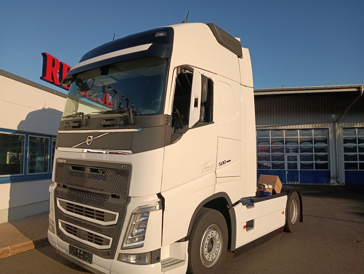 Volvo FH 500 4x2T GlobeXL I-ParcCool VOLVO ServiceNEU - Tegljač: slika Volvo FH 500 4x2T GlobeXL I-ParcCool VOLVO ServiceNEU - Tegljač Volvo FH 500 4x2T GlobeXL I-ParcCool VOLVO ServiceNEU - Tegljač: slika Volvo FH 500 4x2T GlobeXL I-ParcCool VOLVO ServiceNEU - Tegljač