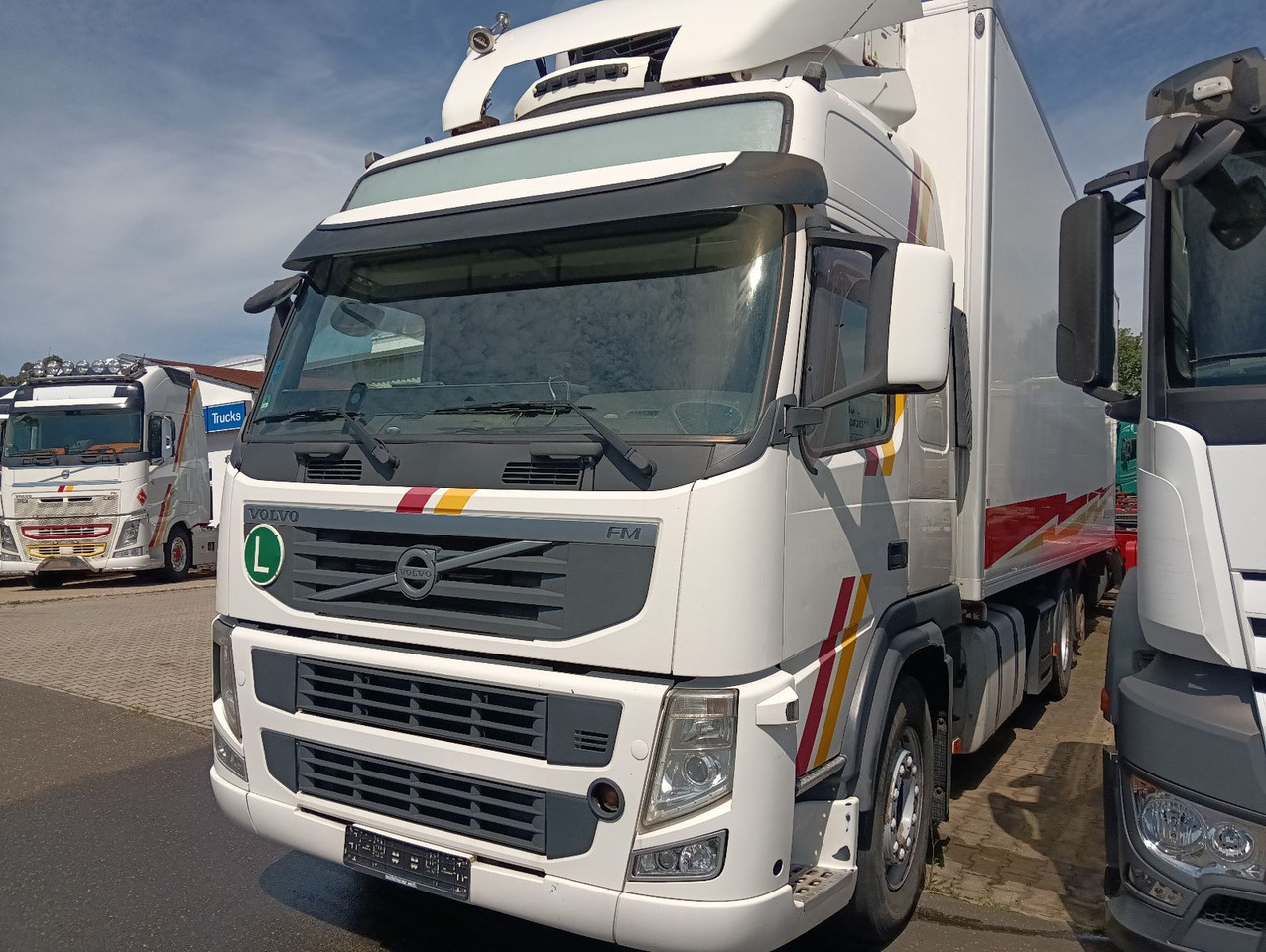 Kamion hladnjača Volvo FM13-460 EEV 6x2R CarrierSupra550 7,3m LBW1.5t: slika Kamion hladnjača Volvo FM13-460 EEV 6x2R CarrierSupra550 7,3m LBW1.5t Kamion hladnjača Volvo FM13-460 EEV 6x2R CarrierSupra550 7,3m LBW1.5t: slika Kamion hladnjača Volvo FM13-460 EEV 6x2R CarrierSupra550 7,3m LBW1.5t