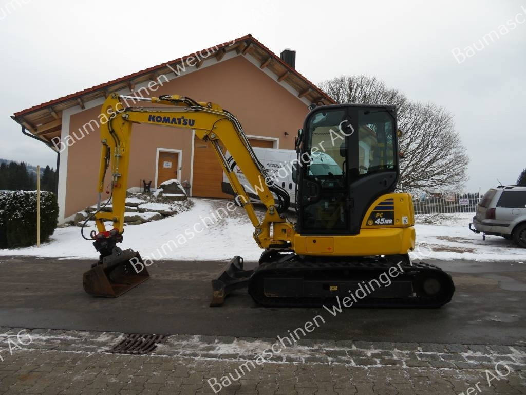 Komatsu PC 45 MR-5 - Mini bager: slika Komatsu PC 45 MR-5 - Mini bager Komatsu PC 45 MR-5 - Mini bager: slika Komatsu PC 45 MR-5 - Mini bager