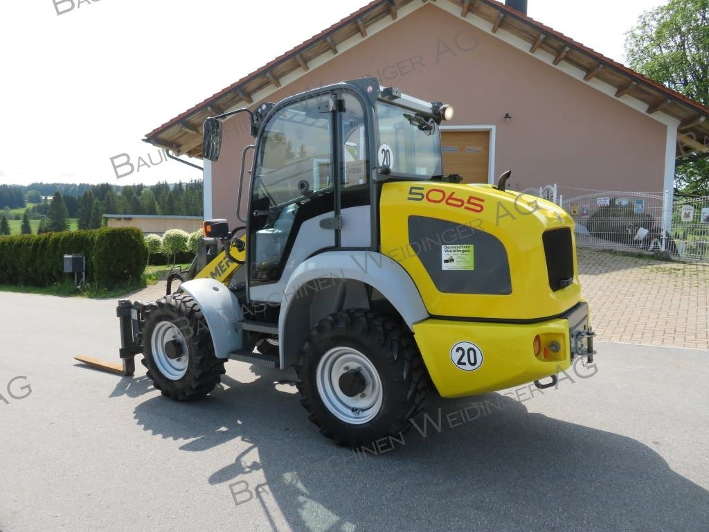 Kramer 5065 - Utovarivač na kotačima: slika Kramer 5065 - Utovarivač na kotačima Kramer 5065 - Utovarivač na kotačima: slika Kramer 5065 - Utovarivač na kotačima