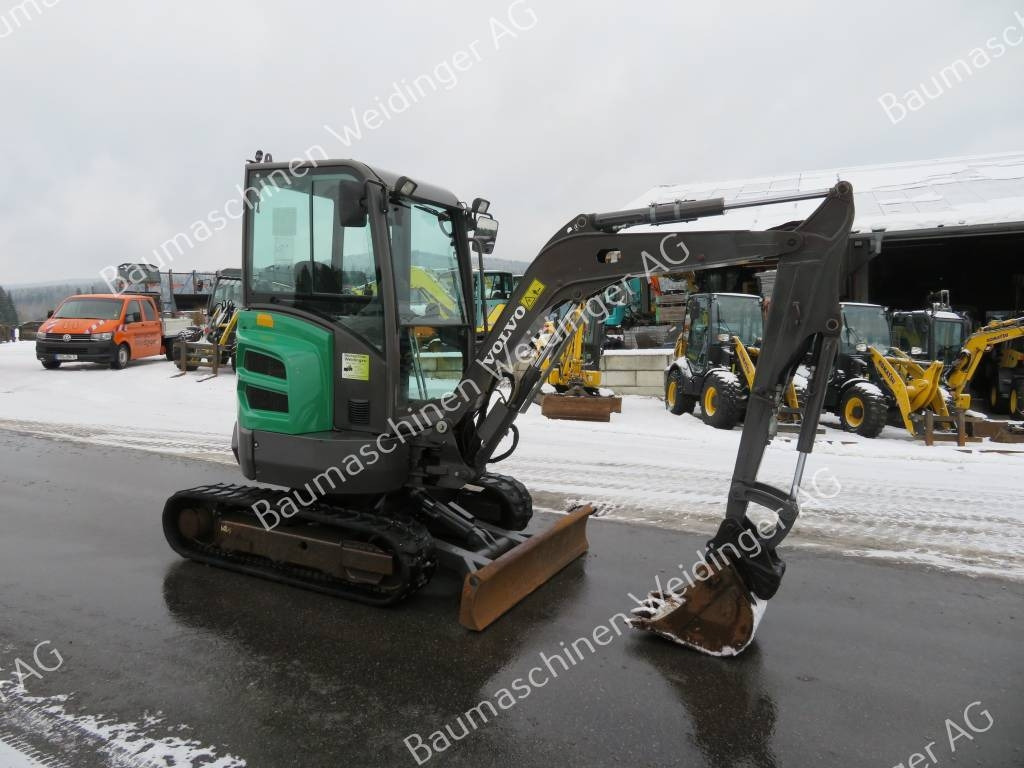 Volvo ECR 25 D - Mini bager: slika Volvo ECR 25 D - Mini bager Volvo ECR 25 D - Mini bager: slika Volvo ECR 25 D - Mini bager