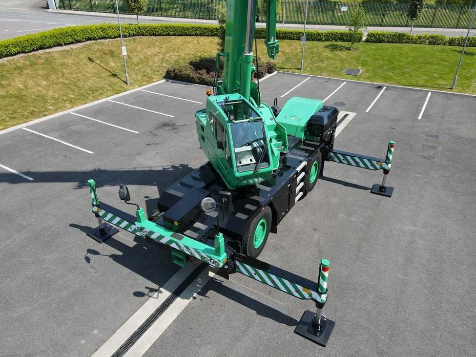 KATO CR-250Rv - 25 Ton City Crane - Excellent Condition - Autodizalica: slika KATO CR-250Rv - 25 Ton City Crane - Excellent Condition - Autodizalica KATO CR-250Rv - 25 Ton City Crane - Excellent Condition - Autodizalica: slika KATO CR-250Rv - 25 Ton City Crane - Excellent Condition - Autodizalica