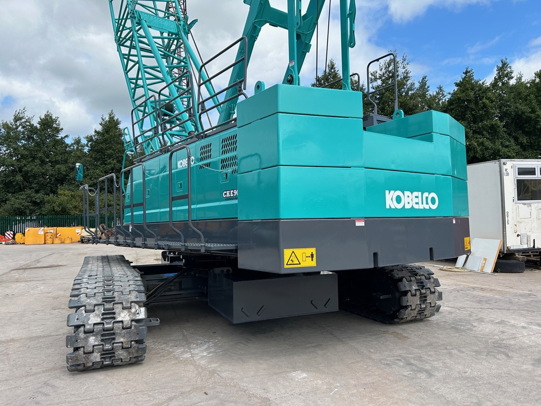KOBELCO CKE900G-2, 100 Ton Crawler Crane - Dizalica gusjeničar: slika KOBELCO CKE900G-2, 100 Ton Crawler Crane - Dizalica gusjeničar KOBELCO CKE900G-2, 100 Ton Crawler Crane - Dizalica gusjeničar: slika KOBELCO CKE900G-2, 100 Ton Crawler Crane - Dizalica gusjeničar