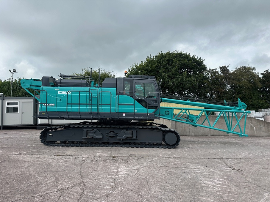 KOBELCO CKE900G-2, 100 Ton Crawler Crane - Dizalica gusjeničar: slika KOBELCO CKE900G-2, 100 Ton Crawler Crane - Dizalica gusjeničar KOBELCO CKE900G-2, 100 Ton Crawler Crane - Dizalica gusjeničar: slika KOBELCO CKE900G-2, 100 Ton Crawler Crane - Dizalica gusjeničar