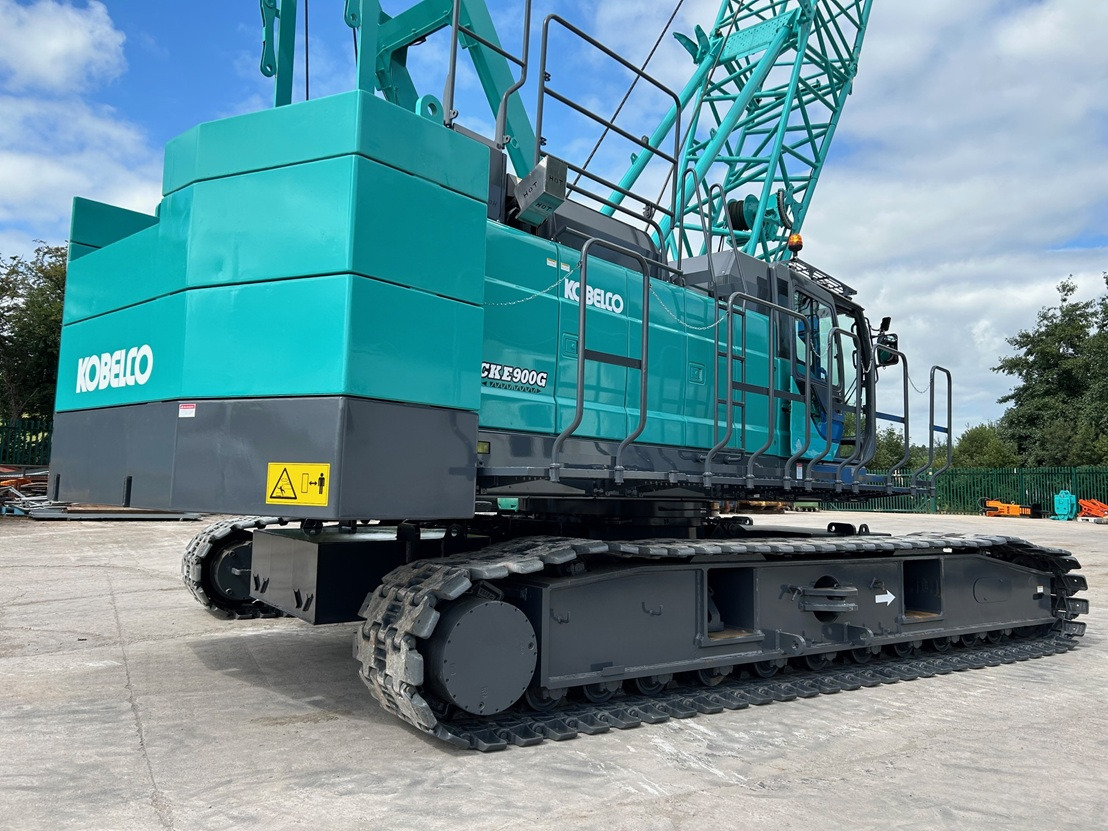 KOBELCO CKE900G-2, 100 Ton Crawler Crane - Dizalica gusjeničar: slika KOBELCO CKE900G-2, 100 Ton Crawler Crane - Dizalica gusjeničar KOBELCO CKE900G-2, 100 Ton Crawler Crane - Dizalica gusjeničar: slika KOBELCO CKE900G-2, 100 Ton Crawler Crane - Dizalica gusjeničar