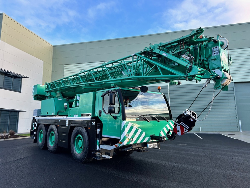 LIEBHERR LTM1050-3.1 with low hours and low kms - Autodizalica za sve terene: slika LIEBHERR LTM1050-3.1 with low hours and low kms - Autodizalica za sve terene LIEBHERR LTM1050-3.1 with low hours and low kms - Autodizalica za sve terene: slika LIEBHERR LTM1050-3.1 with low hours and low kms - Autodizalica za sve terene