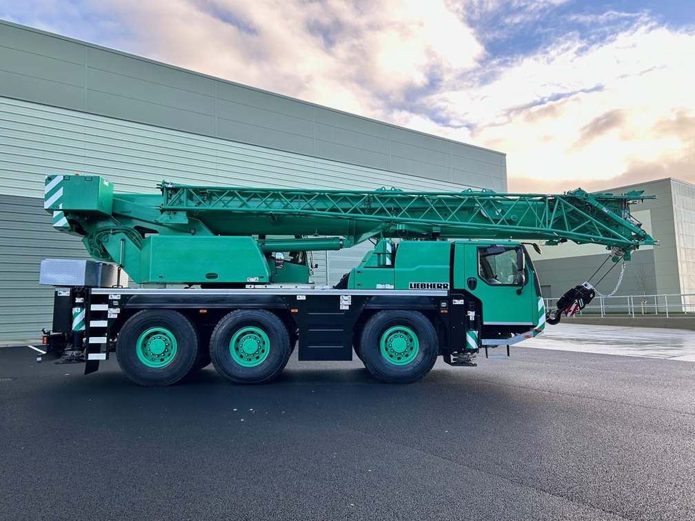 LIEBHERR LTM1050-3.1 with low hours and low kms - Autodizalica za sve terene: slika LIEBHERR LTM1050-3.1 with low hours and low kms - Autodizalica za sve terene LIEBHERR LTM1050-3.1 with low hours and low kms - Autodizalica za sve terene: slika LIEBHERR LTM1050-3.1 with low hours and low kms - Autodizalica za sve terene