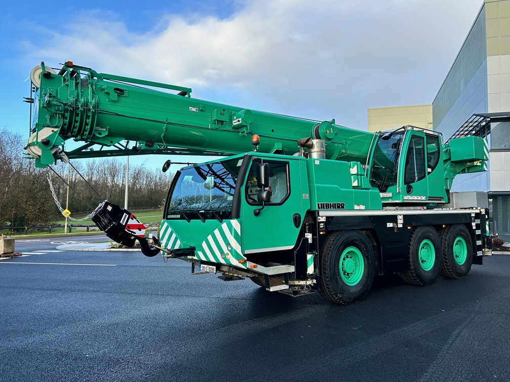 LIEBHERR LTM1050-3.1 with low hours and low kms - Autodizalica za sve terene: slika LIEBHERR LTM1050-3.1 with low hours and low kms - Autodizalica za sve terene LIEBHERR LTM1050-3.1 with low hours and low kms - Autodizalica za sve terene: slika LIEBHERR LTM1050-3.1 with low hours and low kms - Autodizalica za sve terene