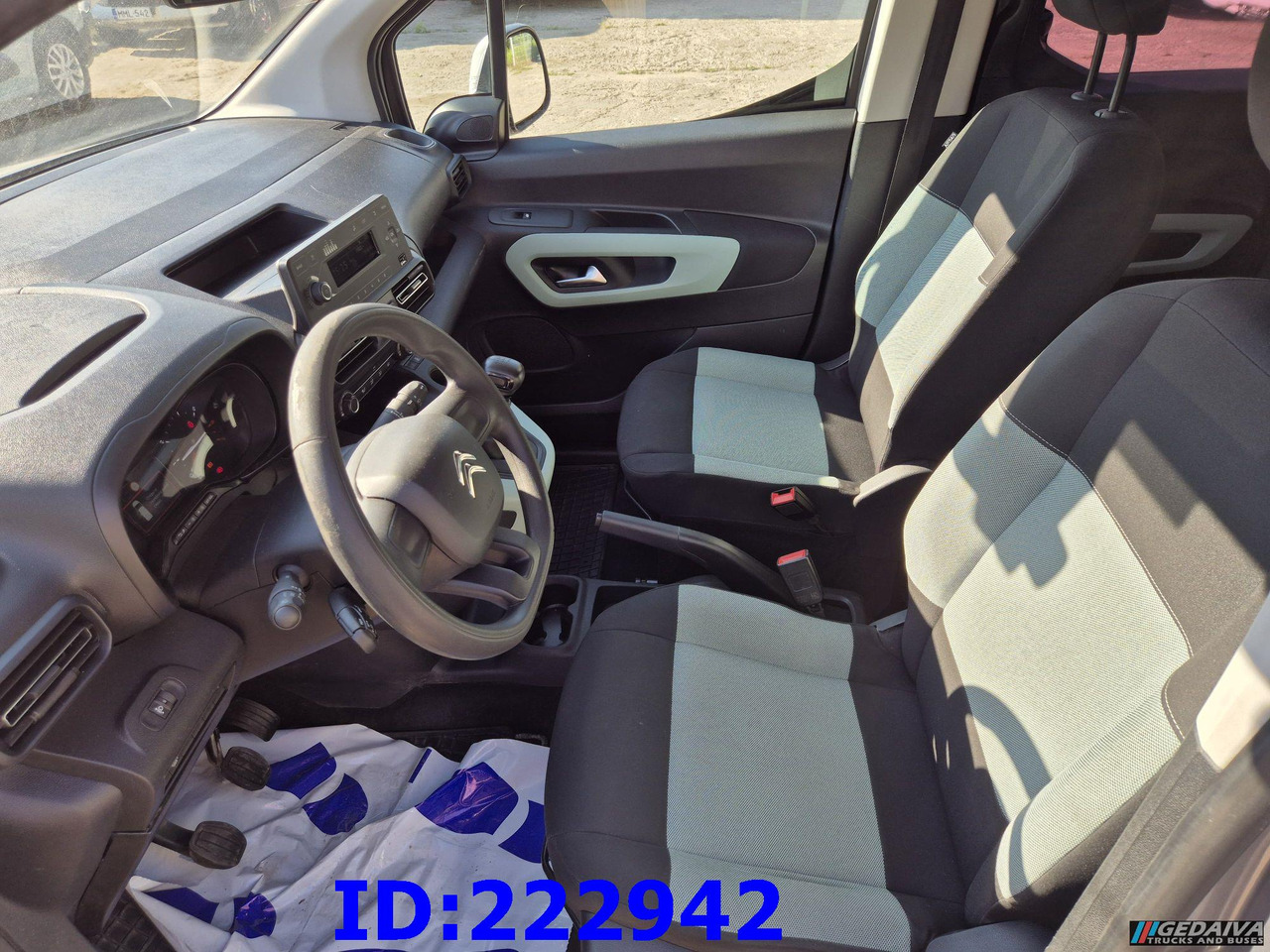Automobil CITROEN Berlingo: slika Automobil CITROEN Berlingo