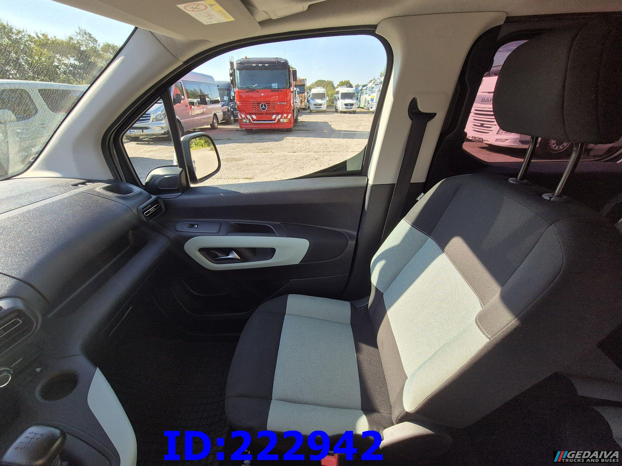 Automobil CITROEN Berlingo: slika Automobil CITROEN Berlingo