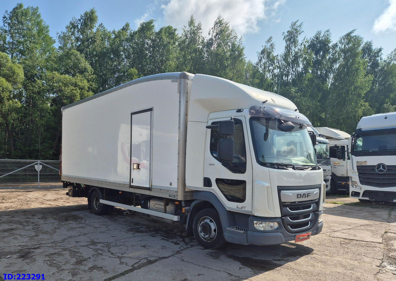 DAF LF 180 FA - Euro6 - Manual - Kamion sandučar: slika DAF LF 180 FA - Euro6 - Manual - Kamion sandučar DAF LF 180 FA - Euro6 - Manual - Kamion sandučar: slika DAF LF 180 FA - Euro6 - Manual - Kamion sandučar