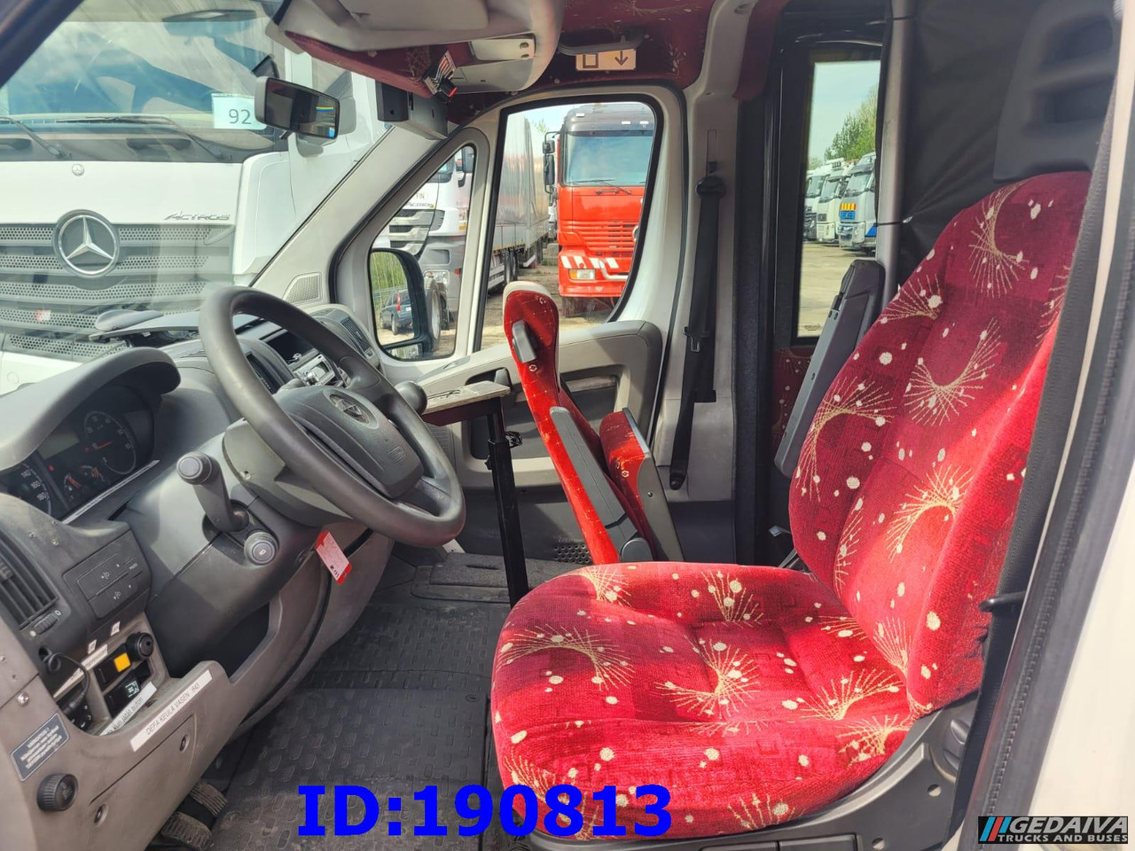 Turistički autobus FIAT Ducato - VIP - 17 Seater: slika Turistički autobus FIAT Ducato - VIP - 17 Seater