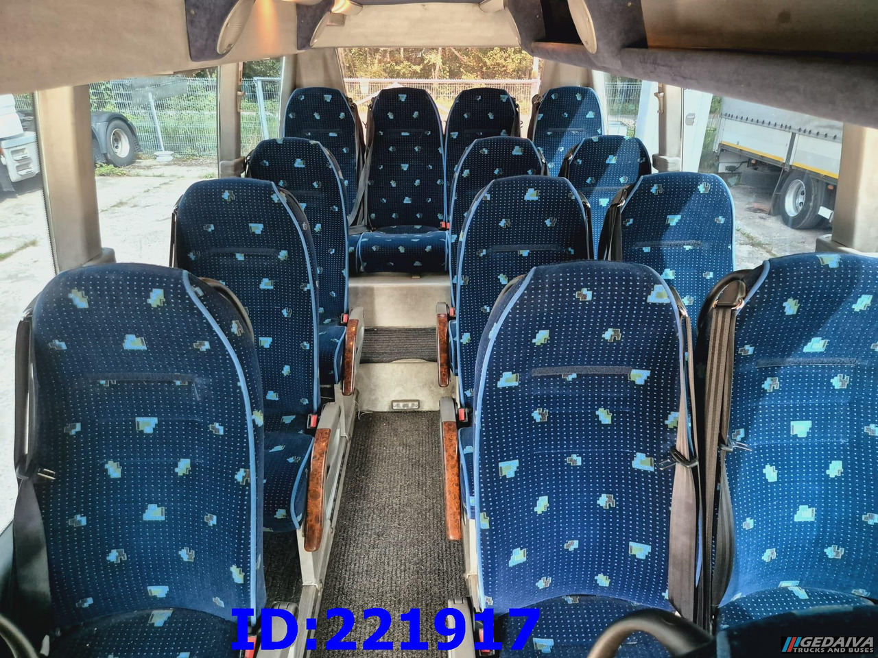 Turistički autobus FORD Sunset VIP 17-seats: slika Turistički autobus FORD Sunset VIP 17-seats